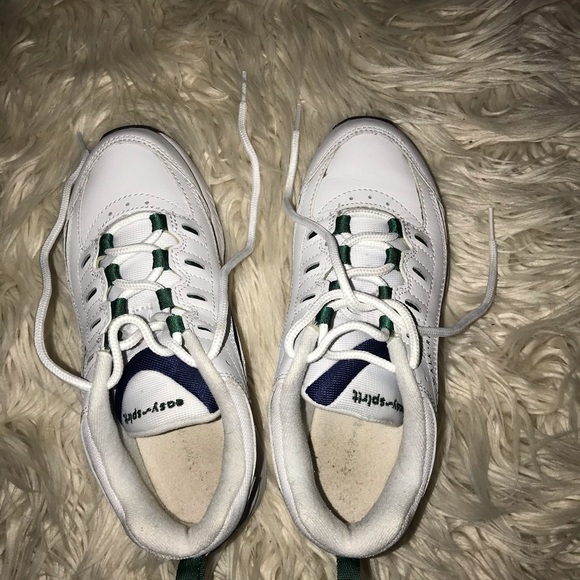 easy spirit running shoes